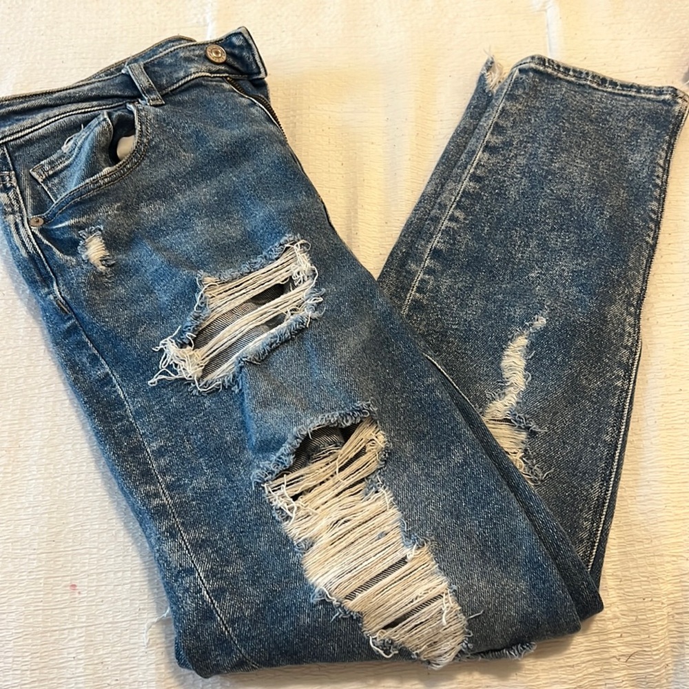 MOM JEANS
